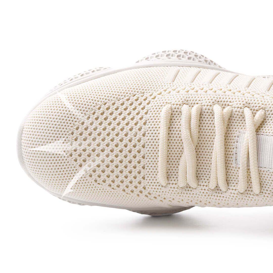 Flying Woven Upper Sneakers High-elastic Non-slip EVA Sport Shoes Pure White And Black Breathable And Refreshing Sneakers Honeycomb Breathable Insole And Sweat-absorbent Running Shoes EU:44