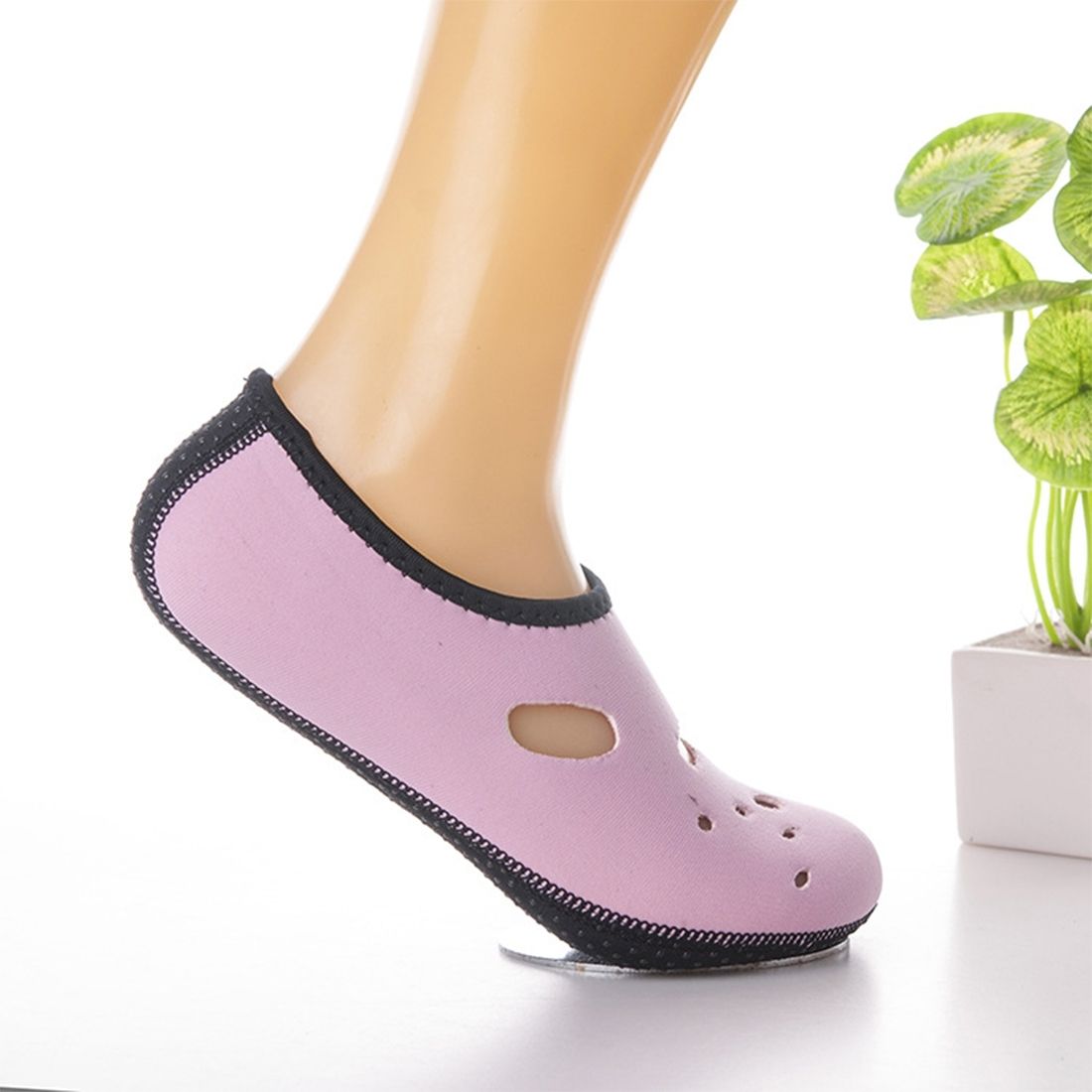 Comfortable And Anti-slip 3MM Swimming Diving Socks Breathable Water To Swim The Beach Socks Size:XXL (44)(Pink)
