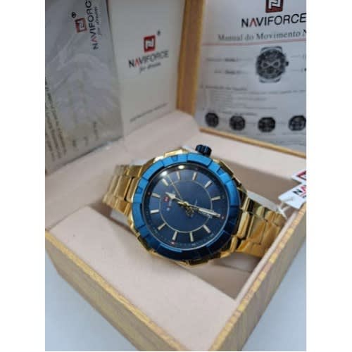 Men's Wristwatch - Gold