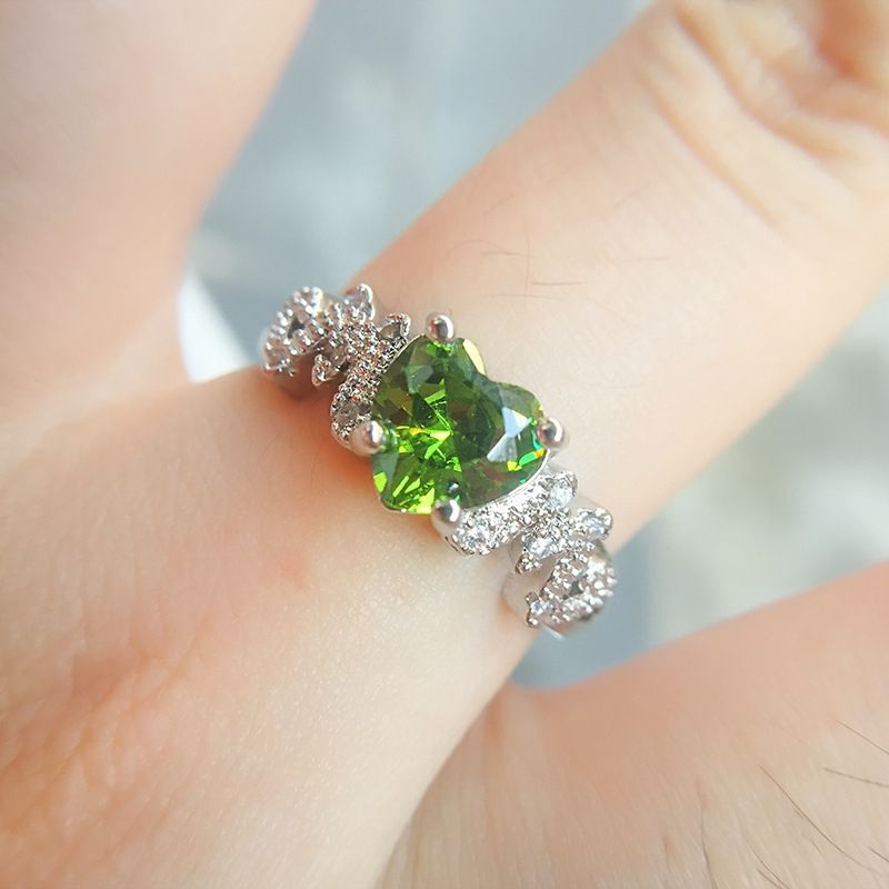 Heart Pattern Diamond Ring