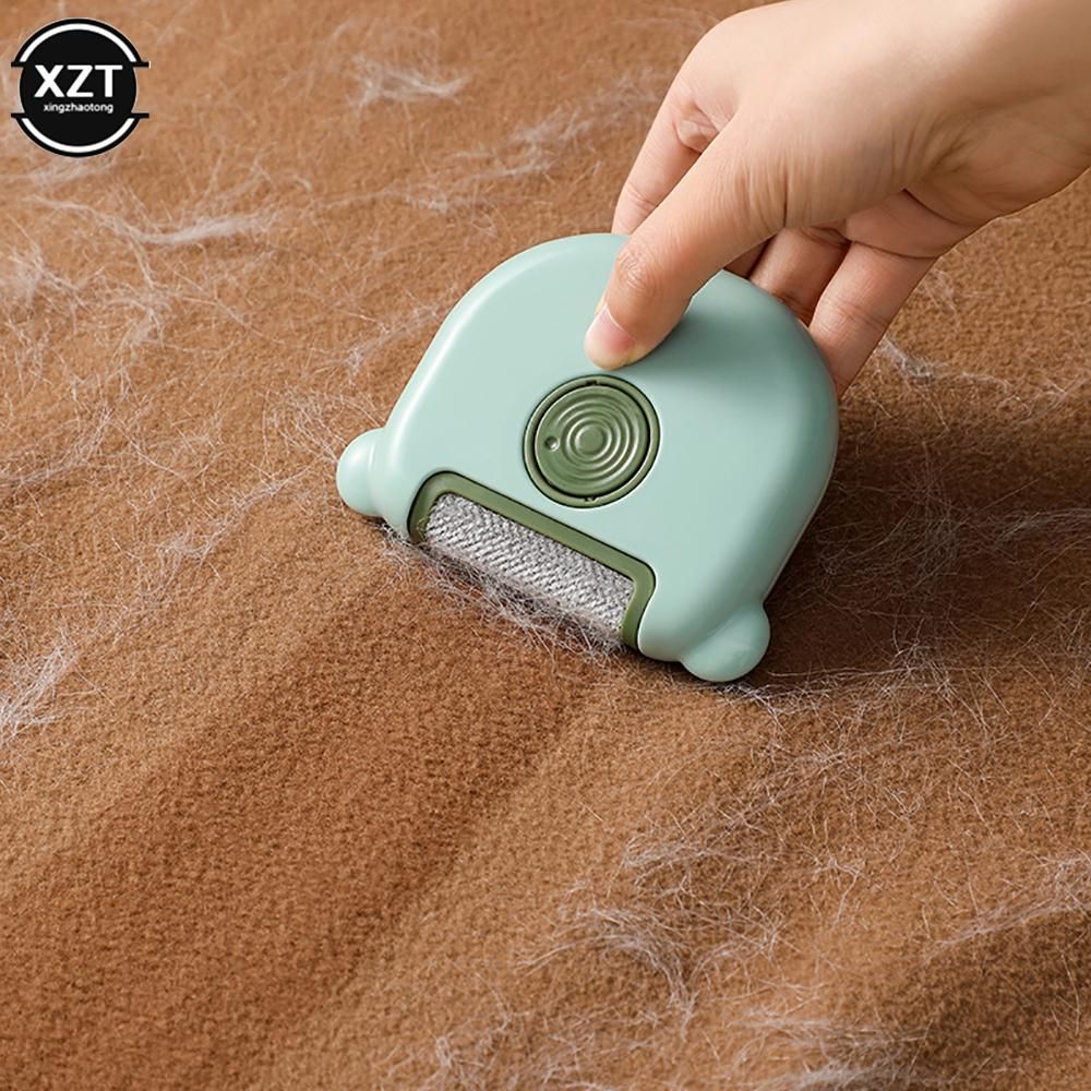 3 in 1 Manual Lint Remover Clothing Brush Cartoon Portable Electrostatic Lint Remover Brush Rotating Roller Scraper