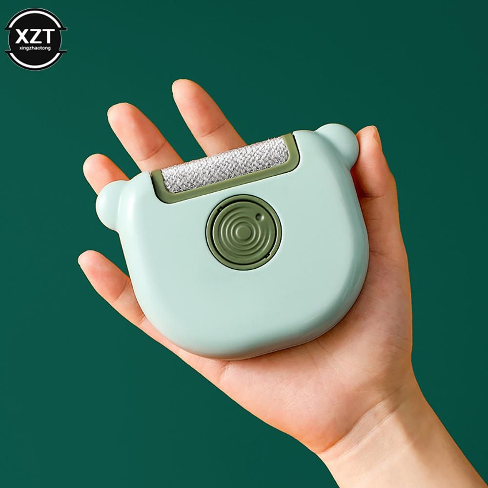 3 in 1 Manual Lint Remover Clothing Brush Cartoon Portable Electrostatic Lint Remover Brush Rotating Roller Scraper
