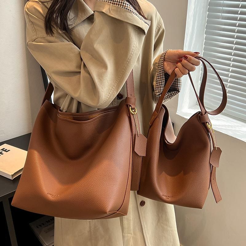 This year's popular bag for women with large capacity, 2022 new fashion shoulder bag, summer