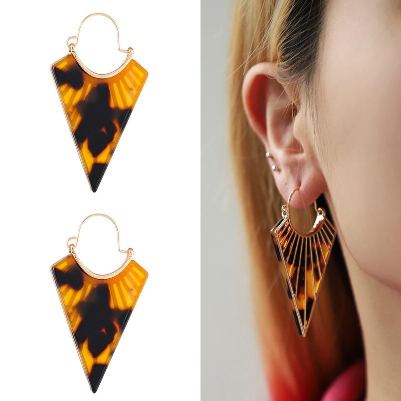 New Original Retro Irregular Alloy Hollow Acrylic Earrings Female European and American Plate Earrings