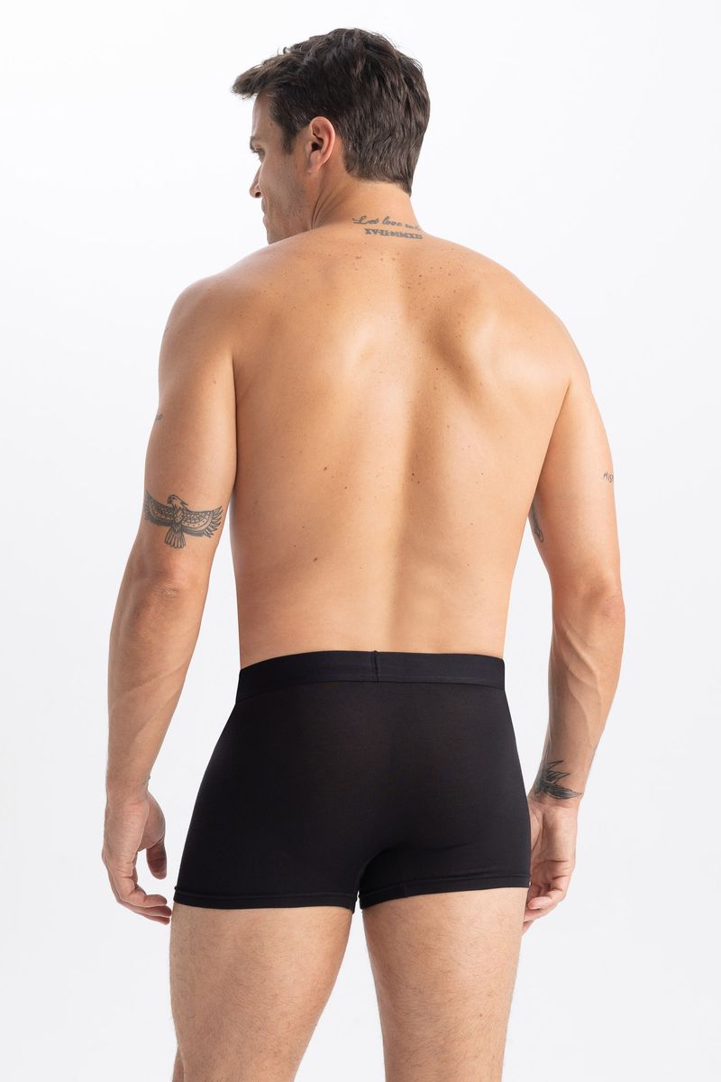Man Casual Regular Fit Knitted Boxer - Black