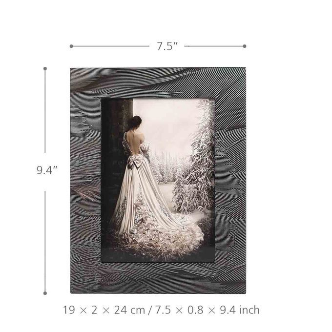 Photo Frame With Plume Texture Wooden Piano Baking Varnish
