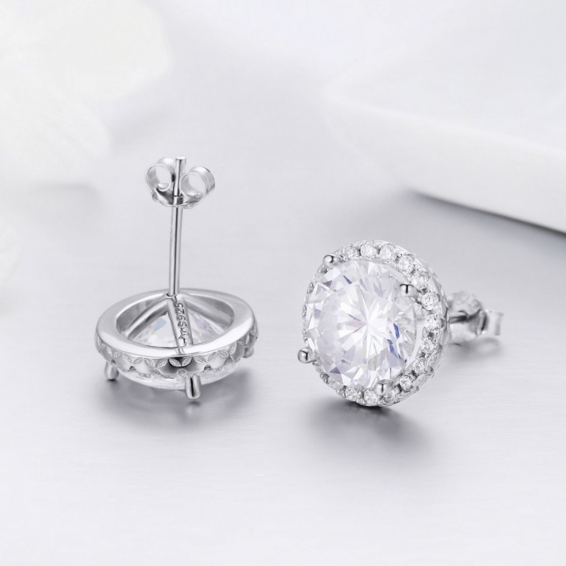 Simple Girls Earrings