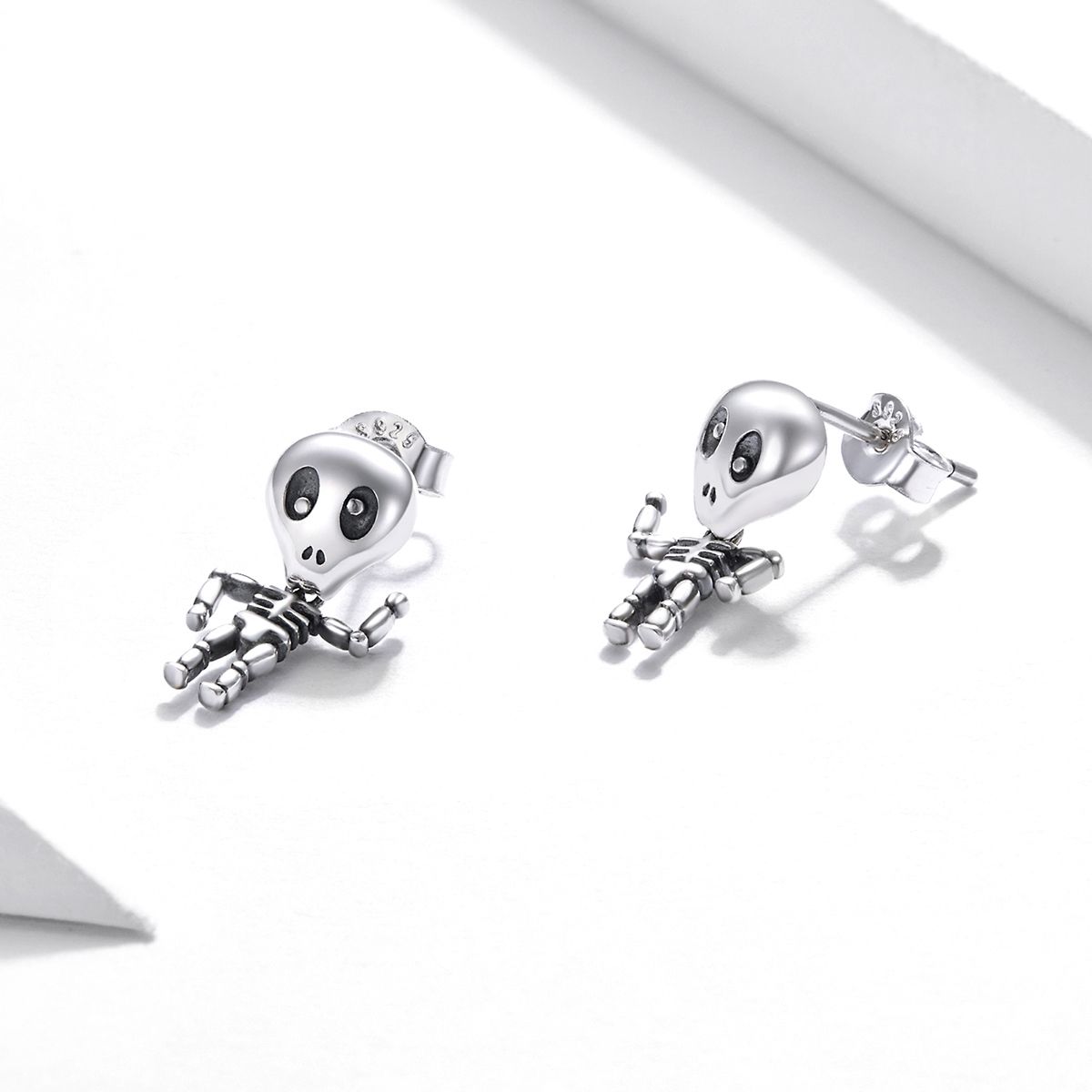 Cool Skeleton Man Ear Studs Women Earrings
