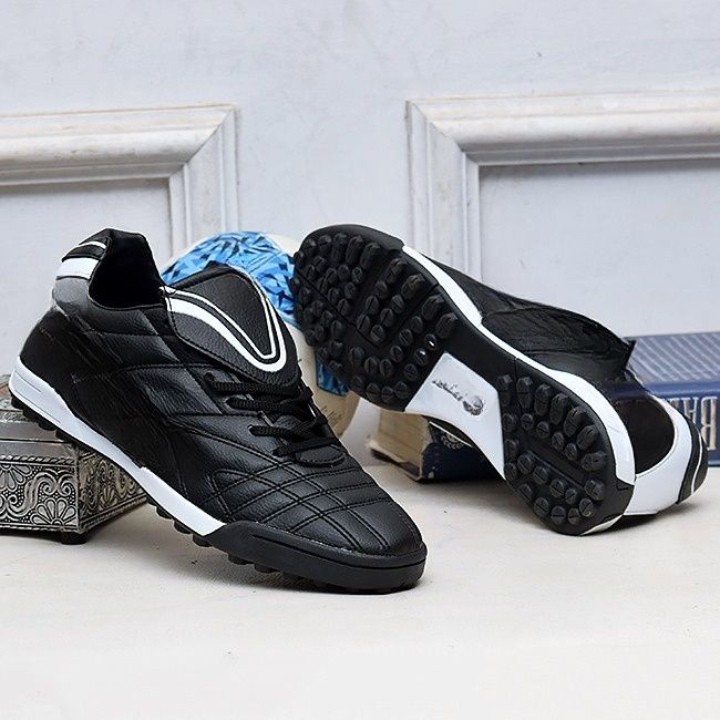 Confirm Mens Football Boots