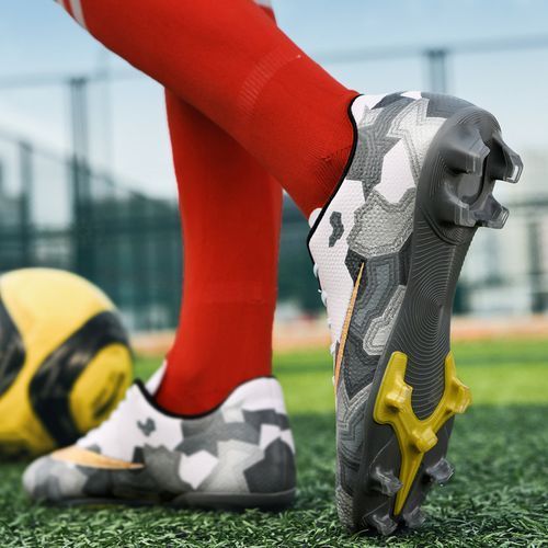 2022 Men's Low Top Football Shoes Male Soccer Boots Sneakers