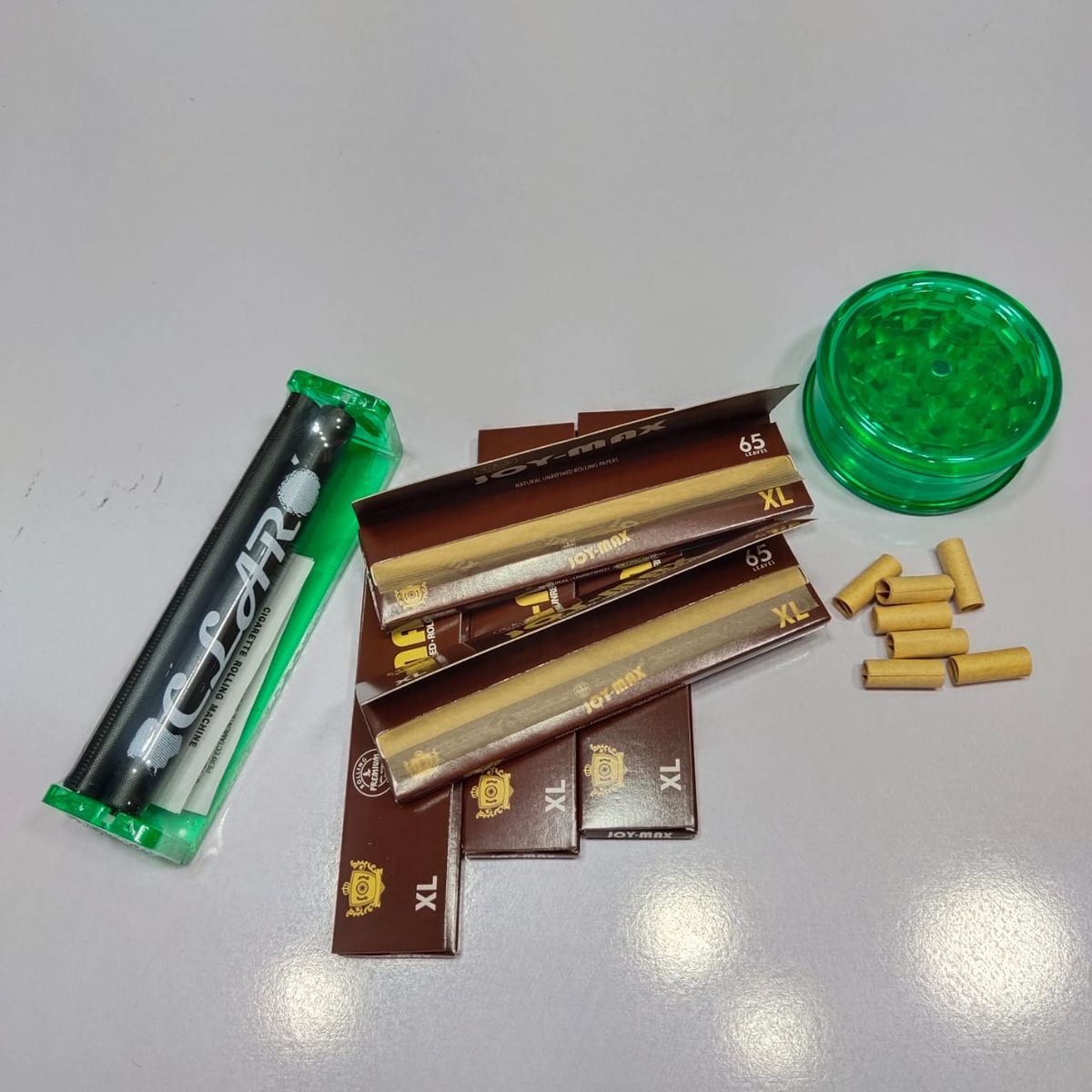 Weed Grinder + Weed Roller Machine + 5 Booklets Of Bros Brown Rolling Smoking Papers
