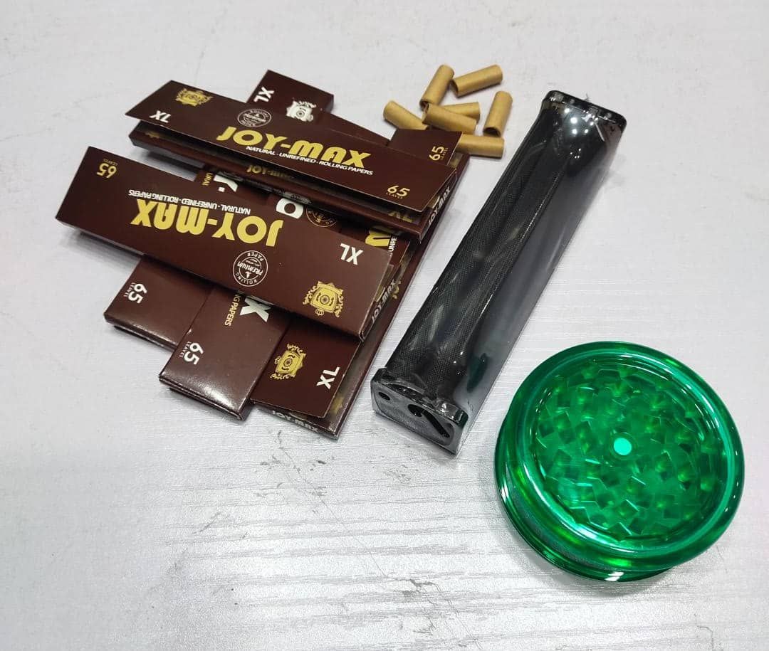 Weed Grinder + Weed Roller Machine + 5 Booklets Of Bros Brown Rolling Smoking Papers