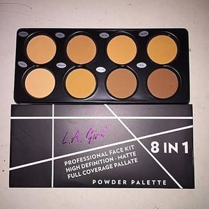 LA Girl 8 In 1 Professional Powder Palette