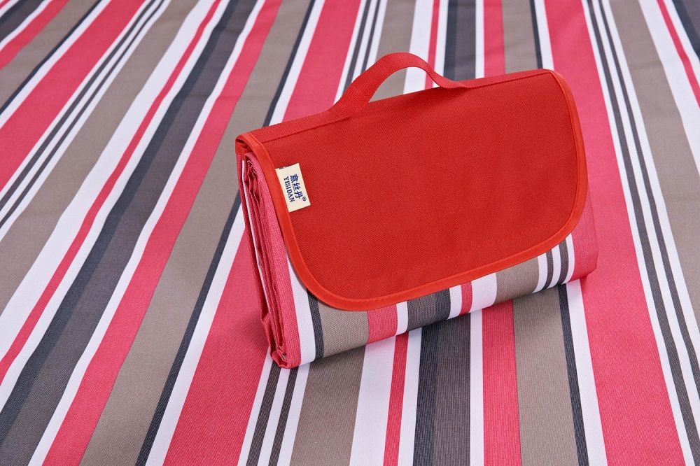 Extra Large Foldable And Waterproof Camping Picnic Blanket