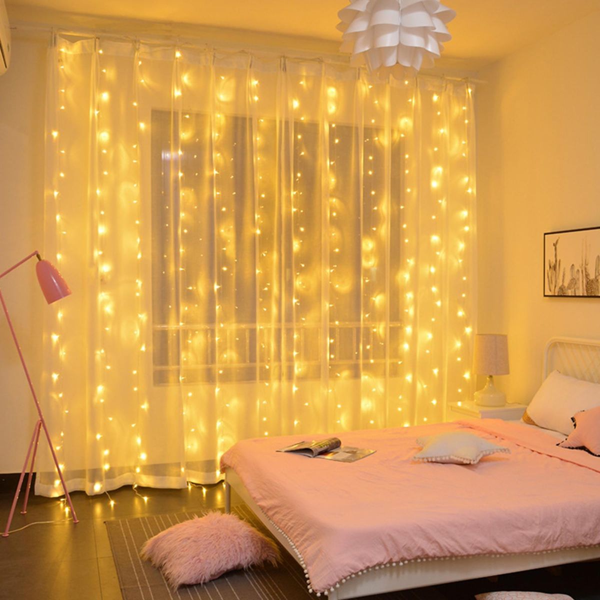 20 X 10FT Curtain String Lights USB 600LEDs Curtain Fairy Lights Christmas Decorative Hanging Lights Copper Wire Waterfall Lights with 8 Lights Modes Remote Control for Wedding Party Home Bedroom