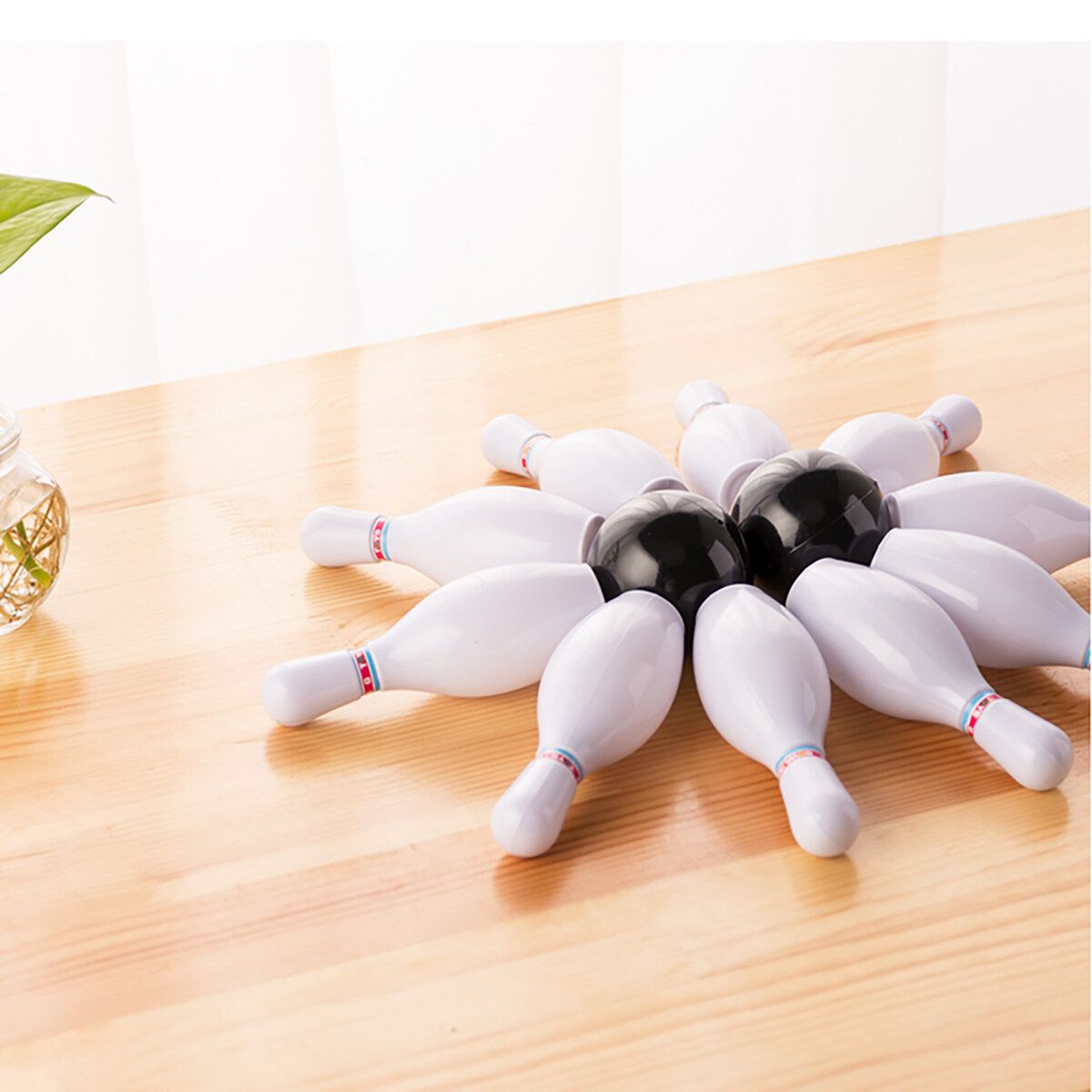 Kids Bowling Play Set 10 Bowling Pins + 2 Bowling Balls Interactive Toy Indoor