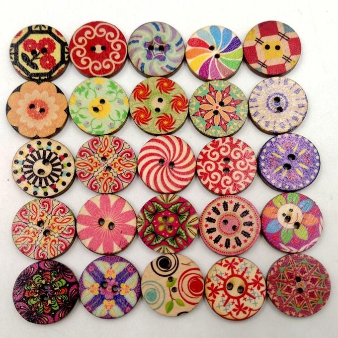 100Pcs Assorted Round Shaped Painted 2 Hole Wooden Sewing Buttons For