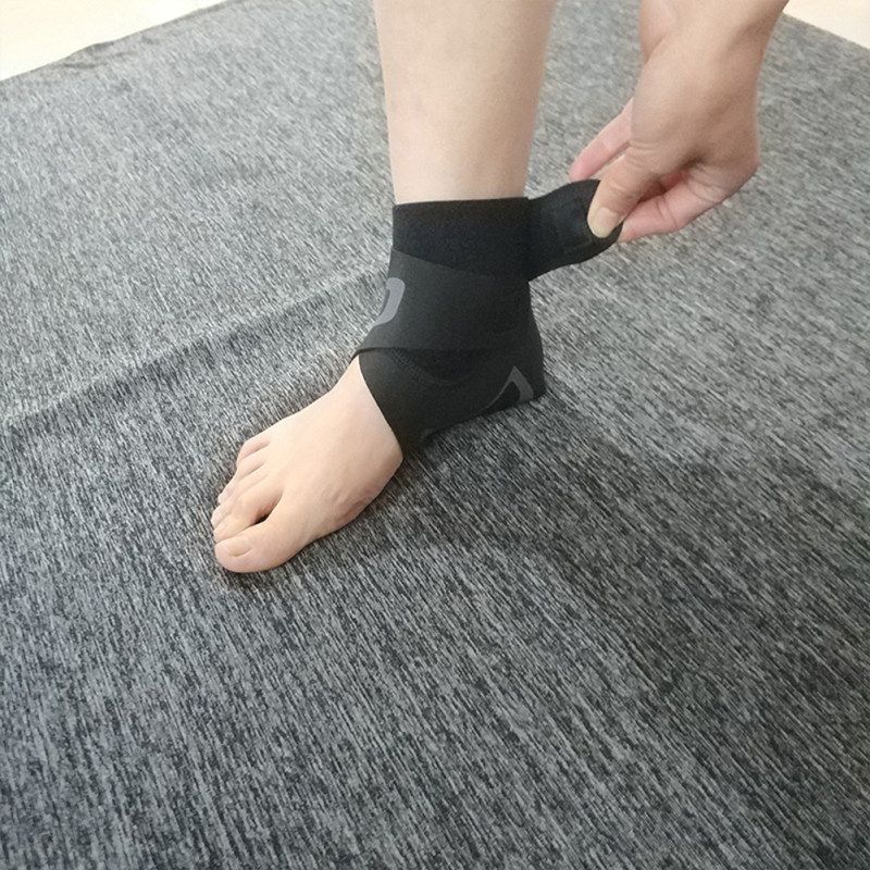 1Pc Running Basketball Ankle Brace Support Compression-
