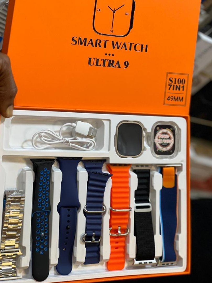 Ultra 9 Smart Watch With 7in1 High Quality Straps