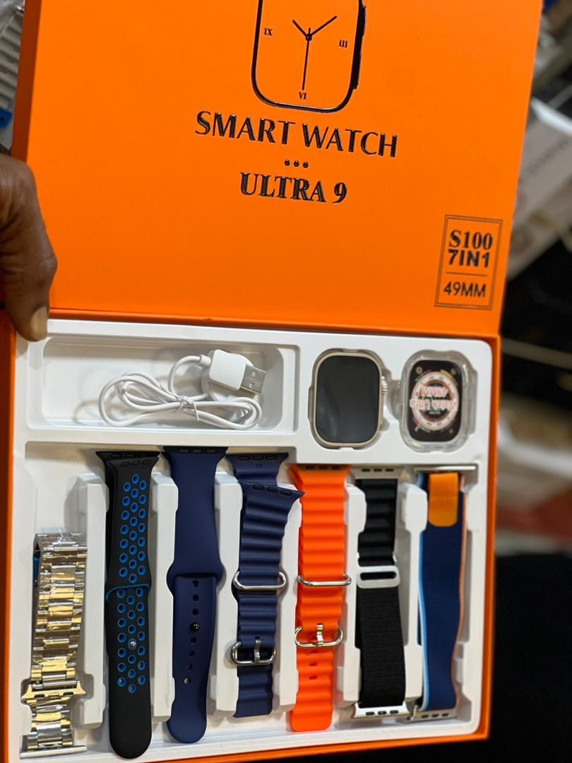 Ultra 9 Smart Watch With 7in1 High Quality Straps