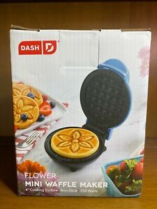 4" Non-Stick Flower Mini Waffle Maker