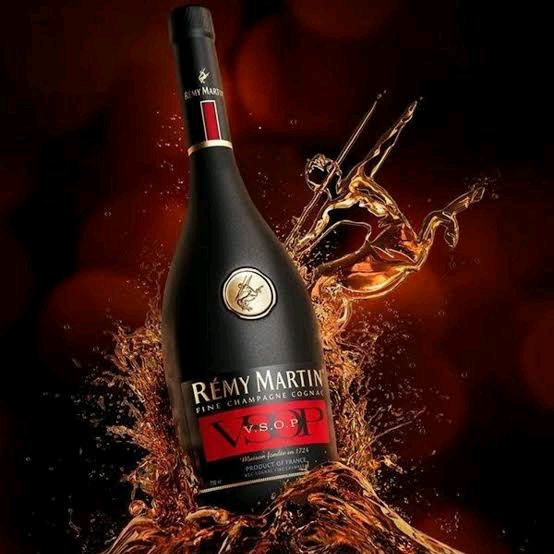 COGNAC V S.O.P 700ML/70CL, 2 GLASSES INCLUDED