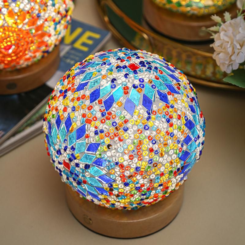 Creative Rechargeable Table Lamp Decorated with Baroque Night Light, Romantic and Free Bohemian Style