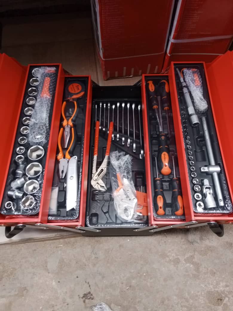 85pcs Tools Set With Metal Box 5 Tier Cantii Lever