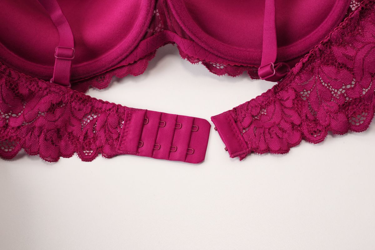 Half Cup Floral Lace Front Cross Line Bra For Women