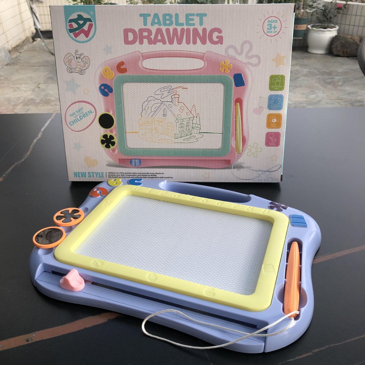 New Year's Gift Children's Magnetic Drawing Board Early Education Thickened Writing Board Tu Tu Xiu Drawing Board Creative Kindergarten Toys 175C blue English packaging writing board