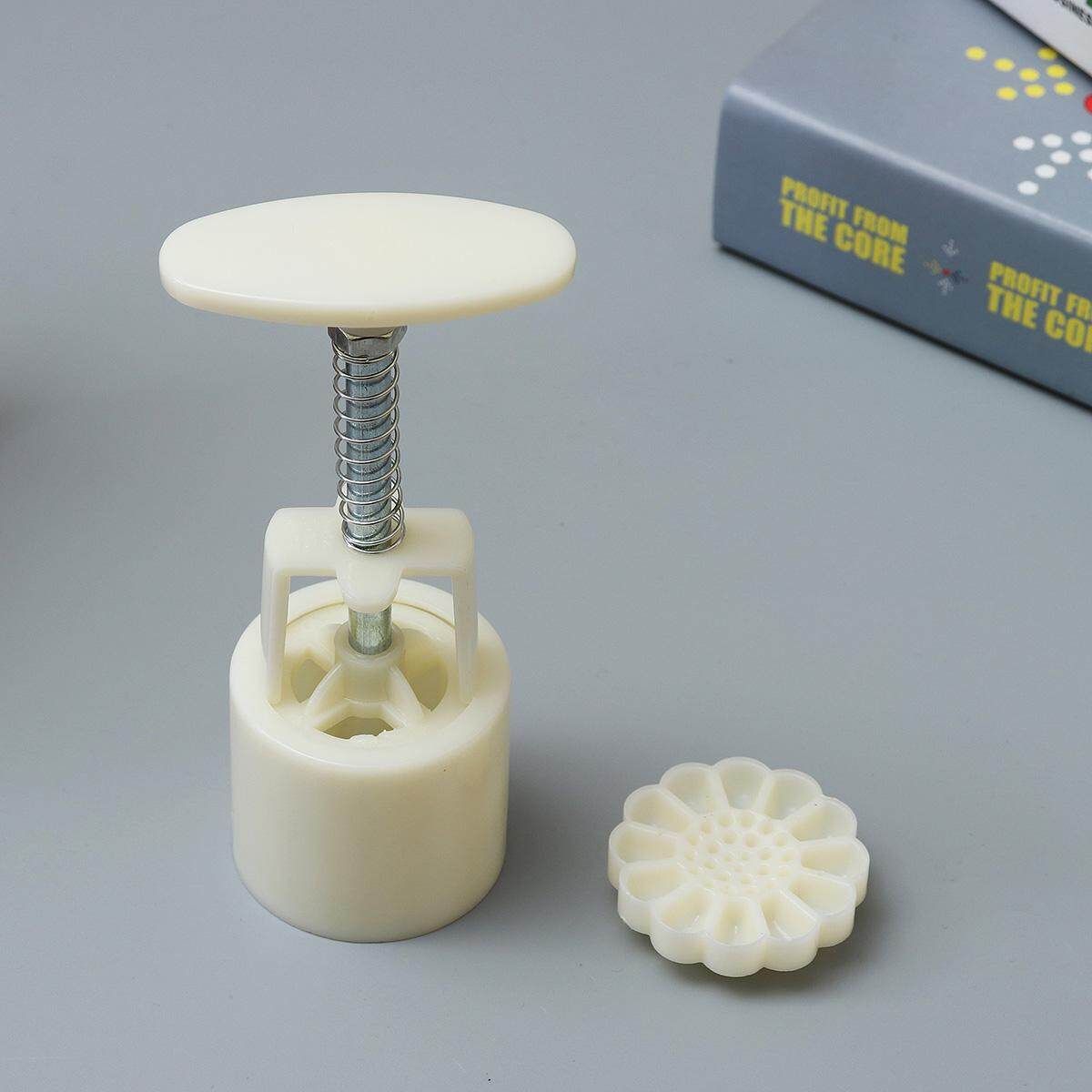 DIY Square/Round Flower Moon Cake Mold Stamp Mooncake Mould Squeezer Maker Tool 6Pcs Round / 6Pcs Square Six Round Three-dimensional Roses
