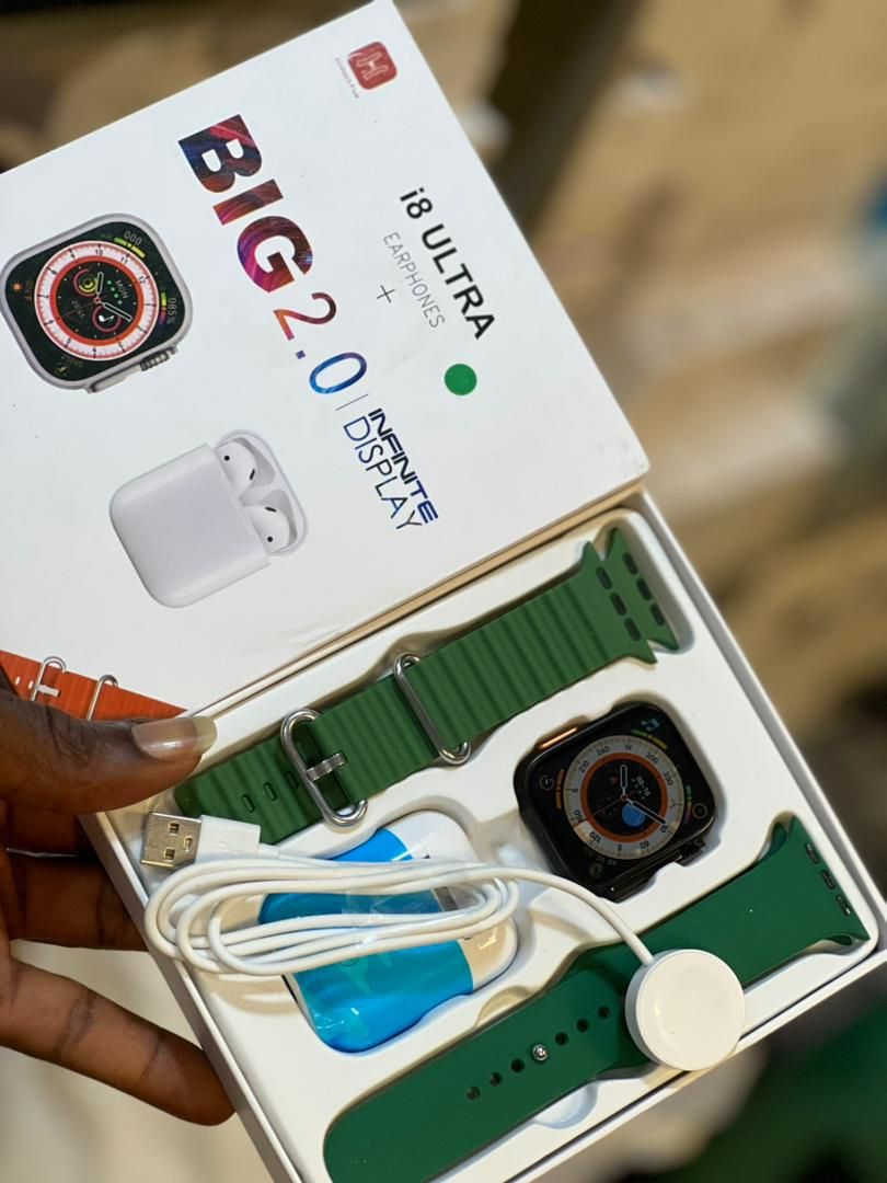 I8 Ultra Smart Watch Big Screen