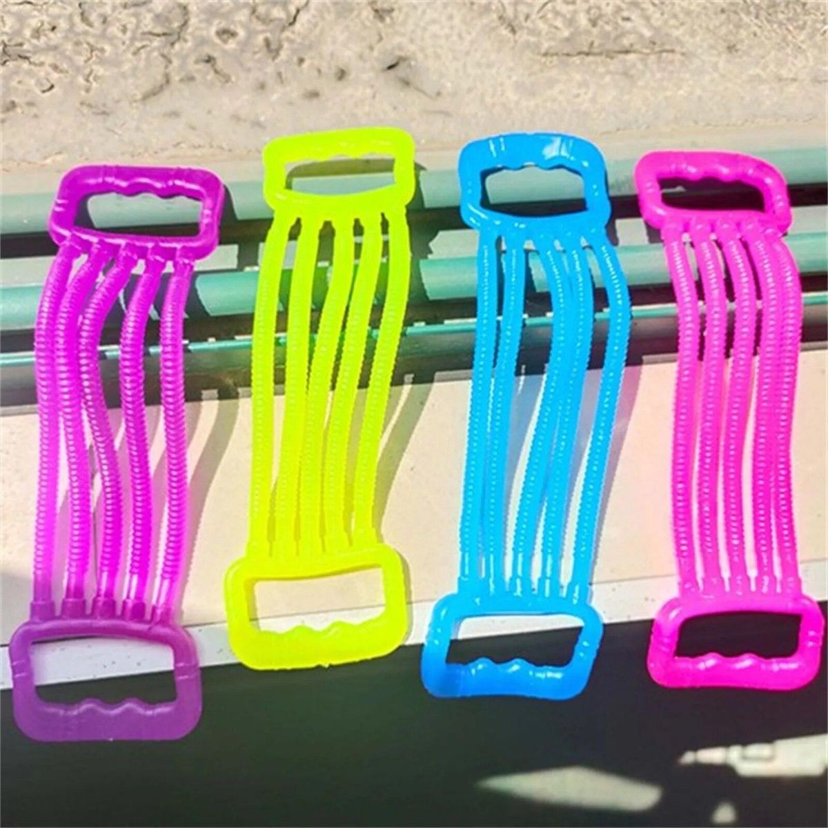10PC TPR Color Chest Expansion Tension Toy Decompression Soft Glue Noodle Lalle Rot Gobbles Sticky Games Sausage 6 Cm