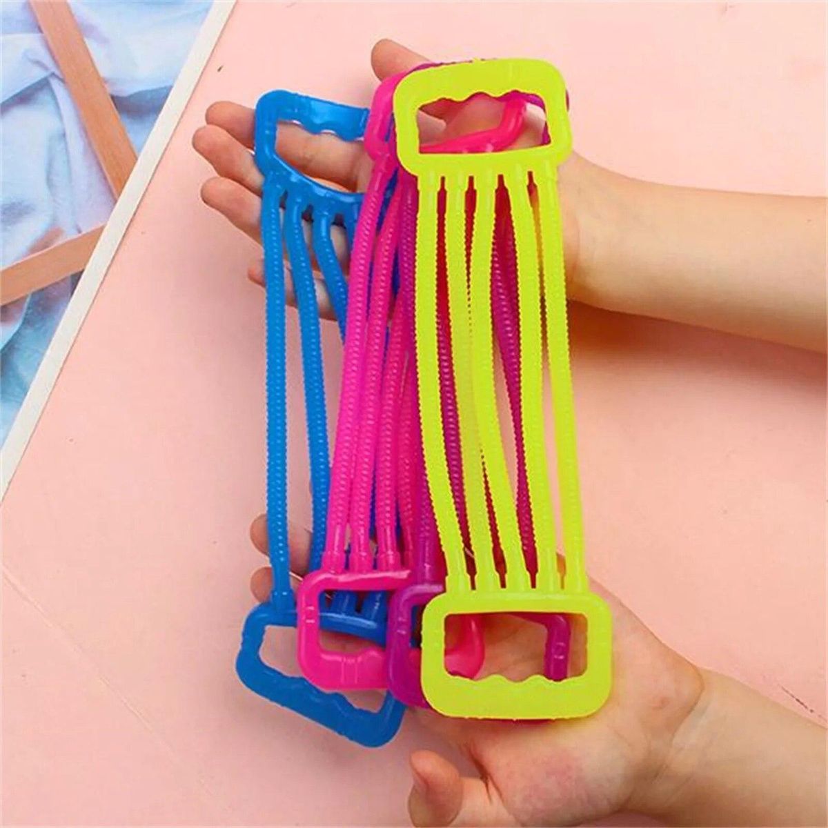 10PC TPR Color Chest Expansion Tension Toy Decompression Soft Glue Noodle Lalle Rot Gobbles Sticky Games Sausage 6 Cm