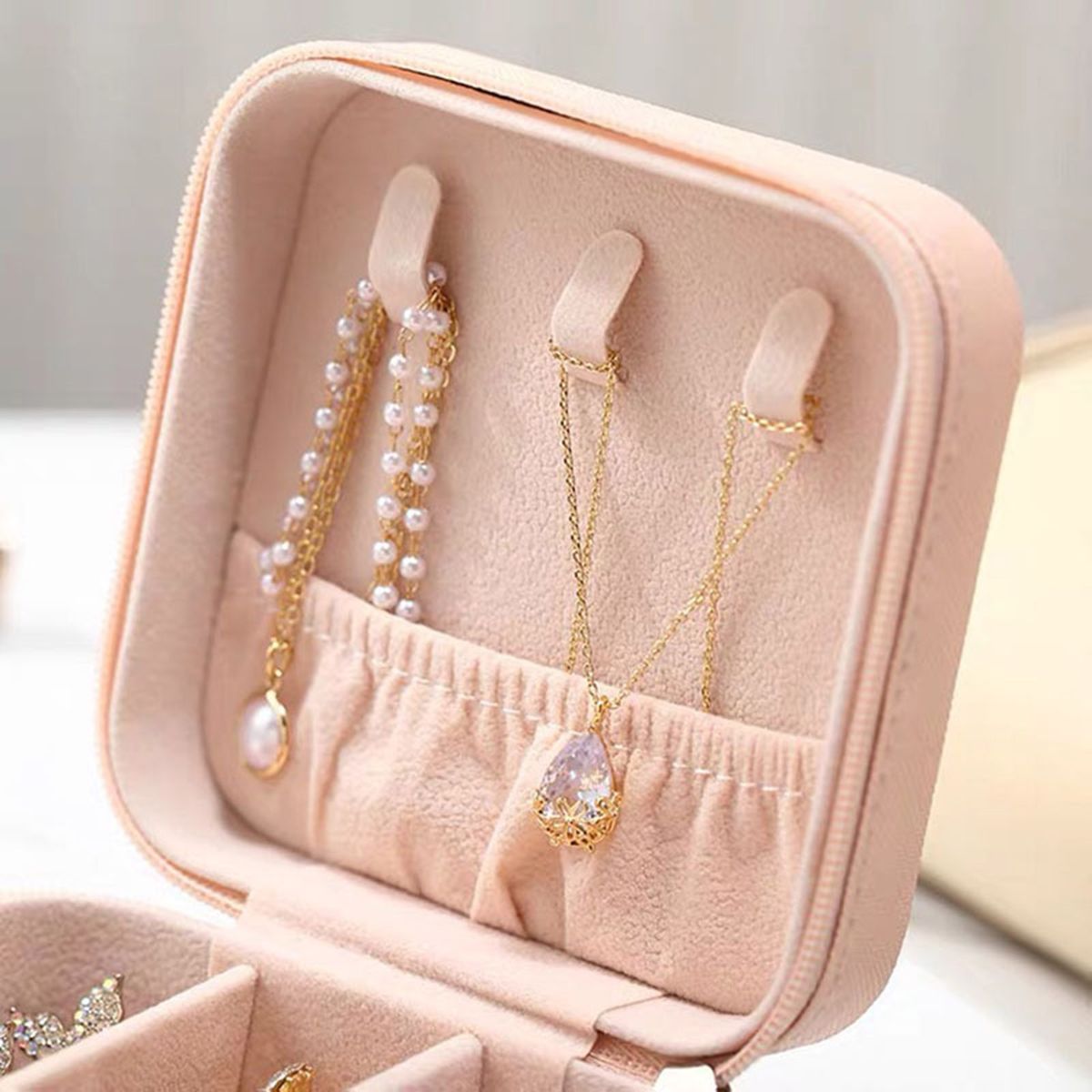 Jewelry Box Jewelries Storage Case PU Leather Organizer