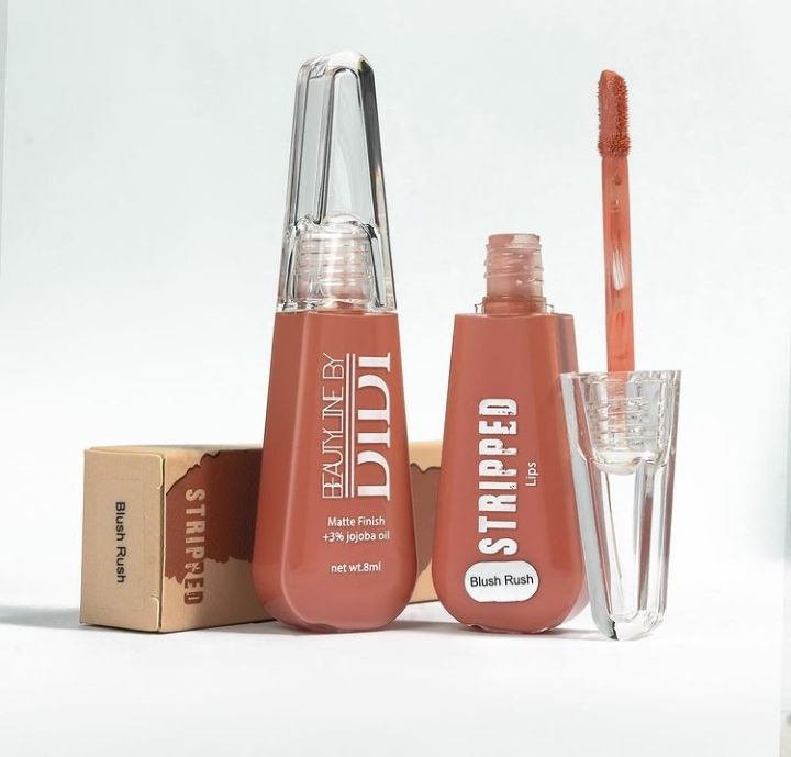 Stripped Matte Finish Liquid Lipstick ( Blush Rush)