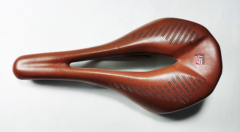 Yoursbike SENCE Brown Imitation Leather Hollow Breath Light Weight Racing Bike Saddle
