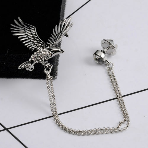 Men's Eagle Brooch Pin Suit Lapel With Chain And Diamond Stud - Silver.
