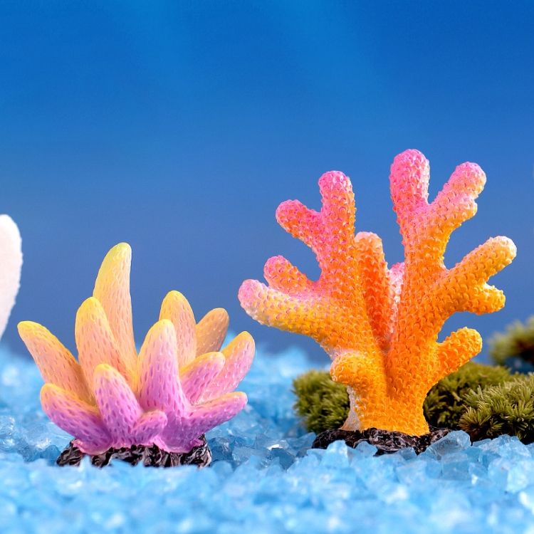 10 PCS Simulation Resin Coral , Colour: No. 8 White