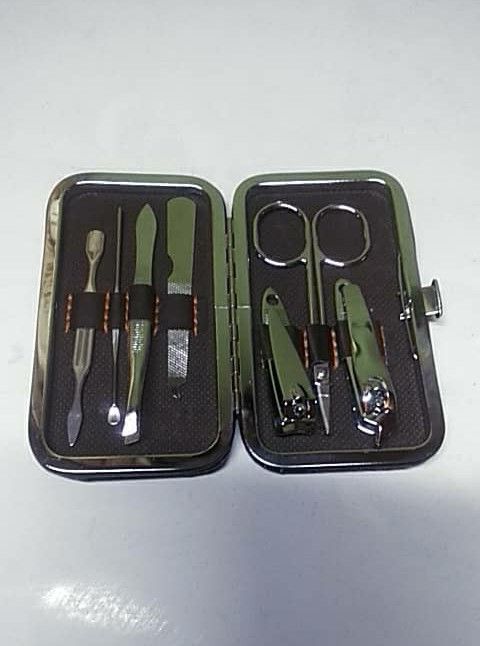7 Mixture Pedicure/Nail Care Set"Neat Nails