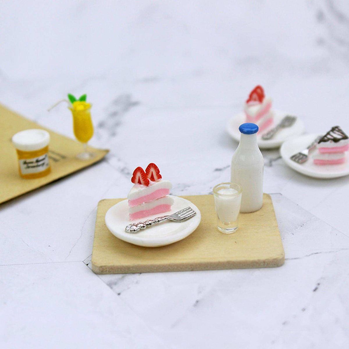 1/12 Miniatures Dollhouse Play Food Cake Dollhouse Strawberry Cake
