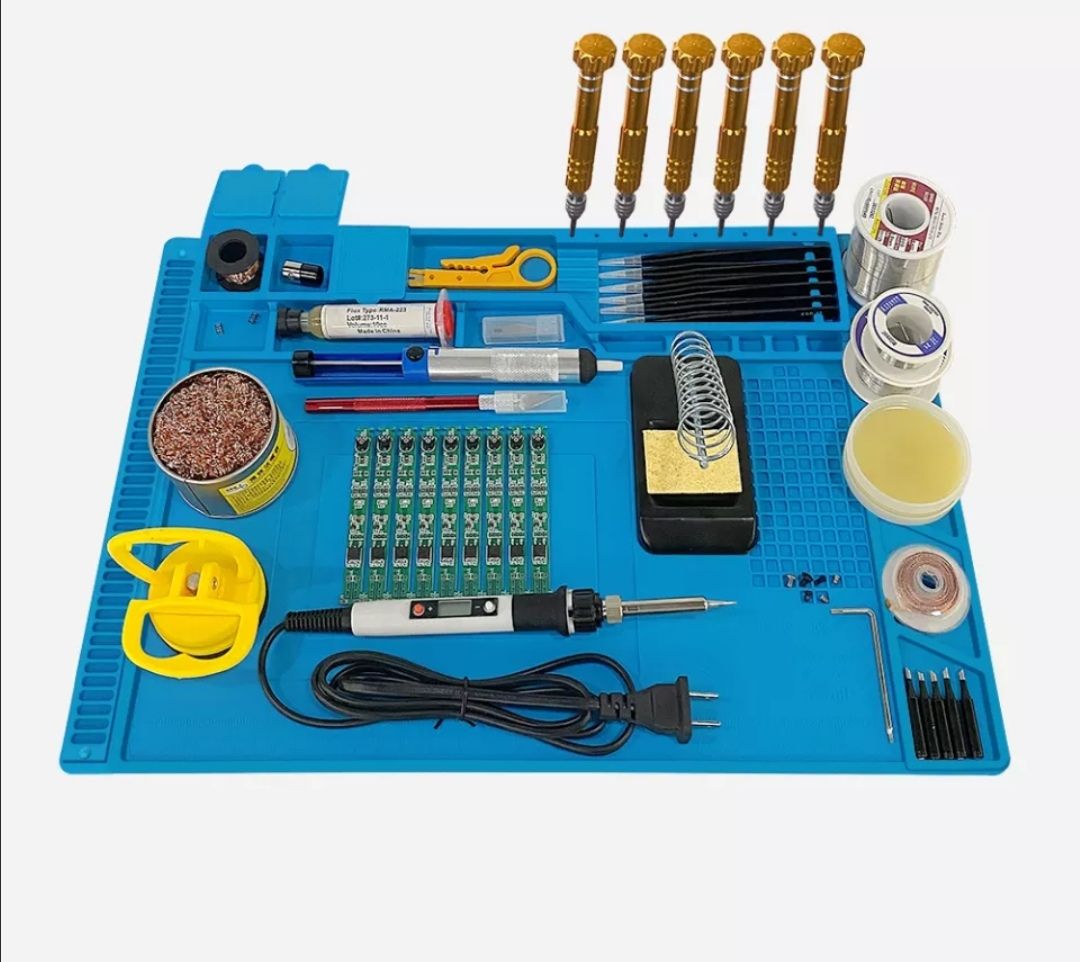 Silicone Work Mat Soldering Station Mat Heat Resistant 932°F Anti-Static Magnetic Mat For Electronic Phone Laptop Watch Repair