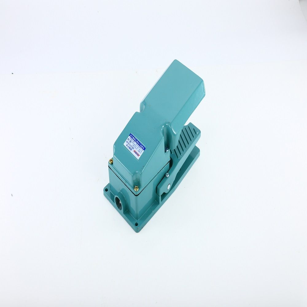 Foot Switch Pedal Switch Foot Pedal Switch With Wire 220V Foot Pedal Type CNC Machine Tool Bending Machine Punch FS-5