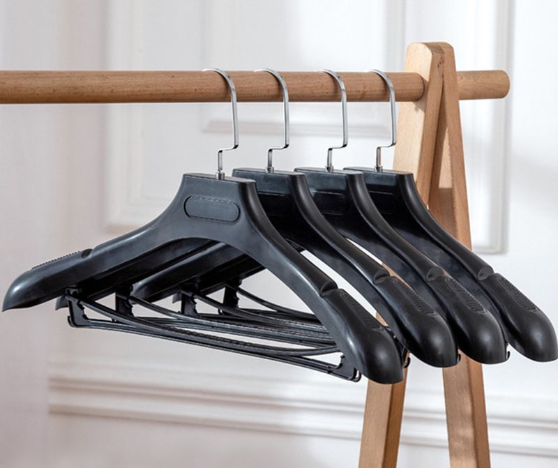 10pcs Extra Wide Suit Hangers Notched Shoulders Swivel