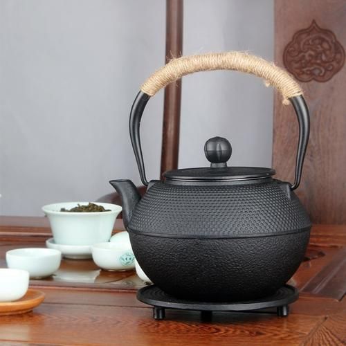 Japanese Iron Tea Pot With Stainless Steel Infuser Cast Iron Teapot Tea Kettle For Boiling Water Oolong Tea 800ML