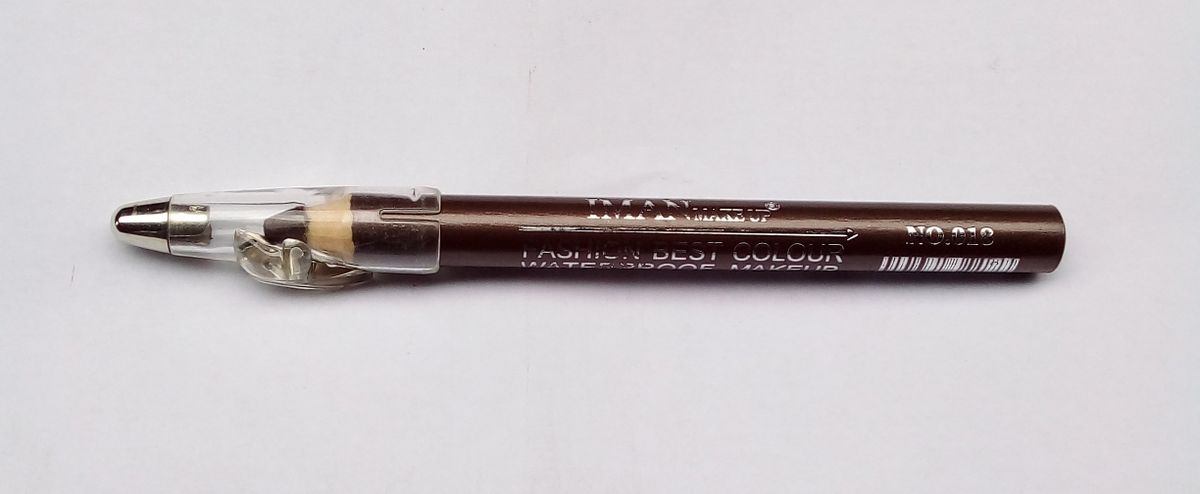 1 PC 018 MAKEUP EYE, LIP AND EYESHADOW PENCIL BROWN