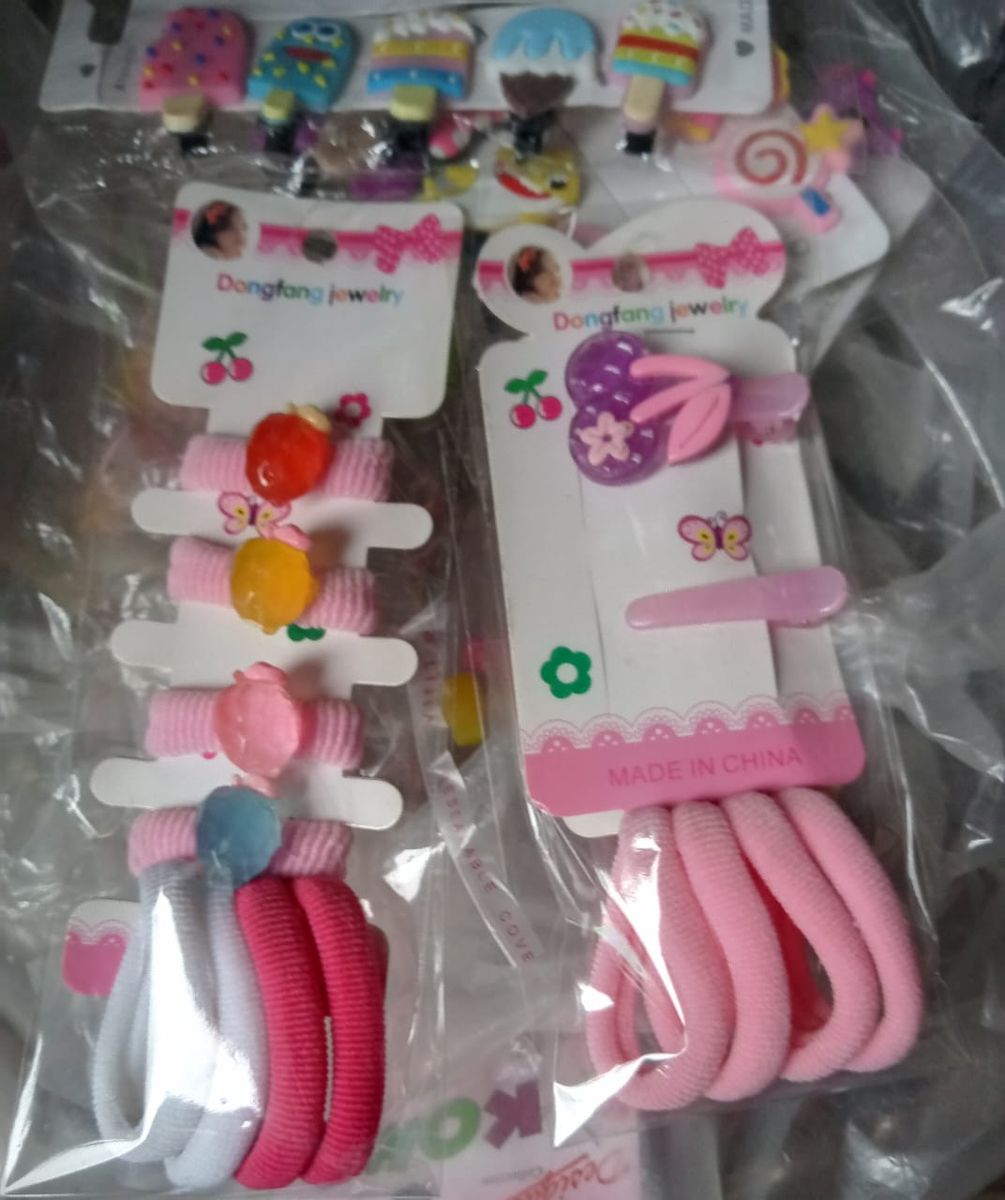 Mixture Of Babies & Girls Hair Decoration Bands And Clips