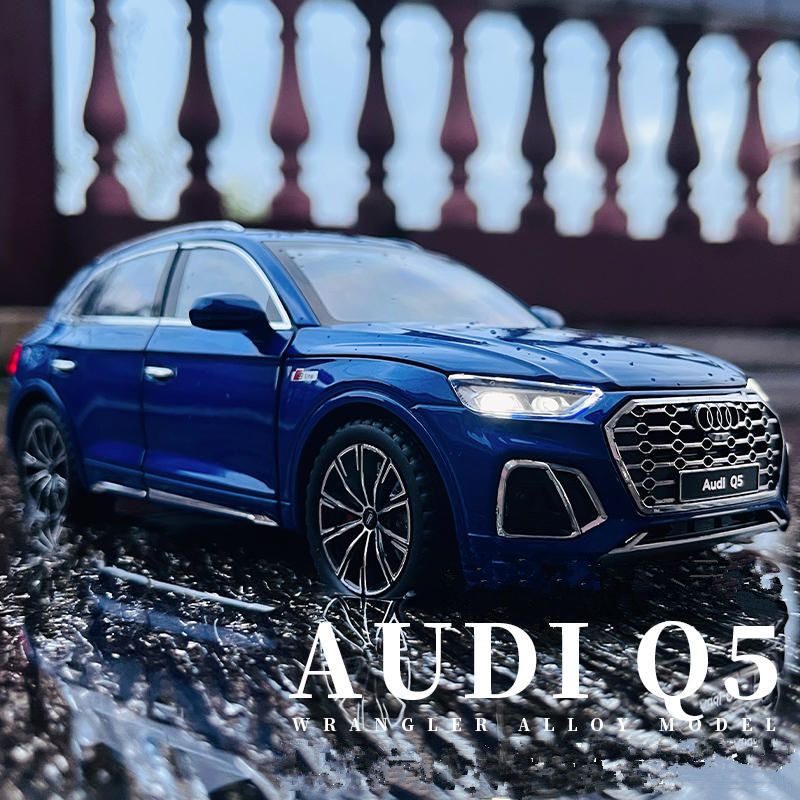 1:24 AUDI Q5 SUV Alloy Car Model Diecasts Toy Vehicles Car M