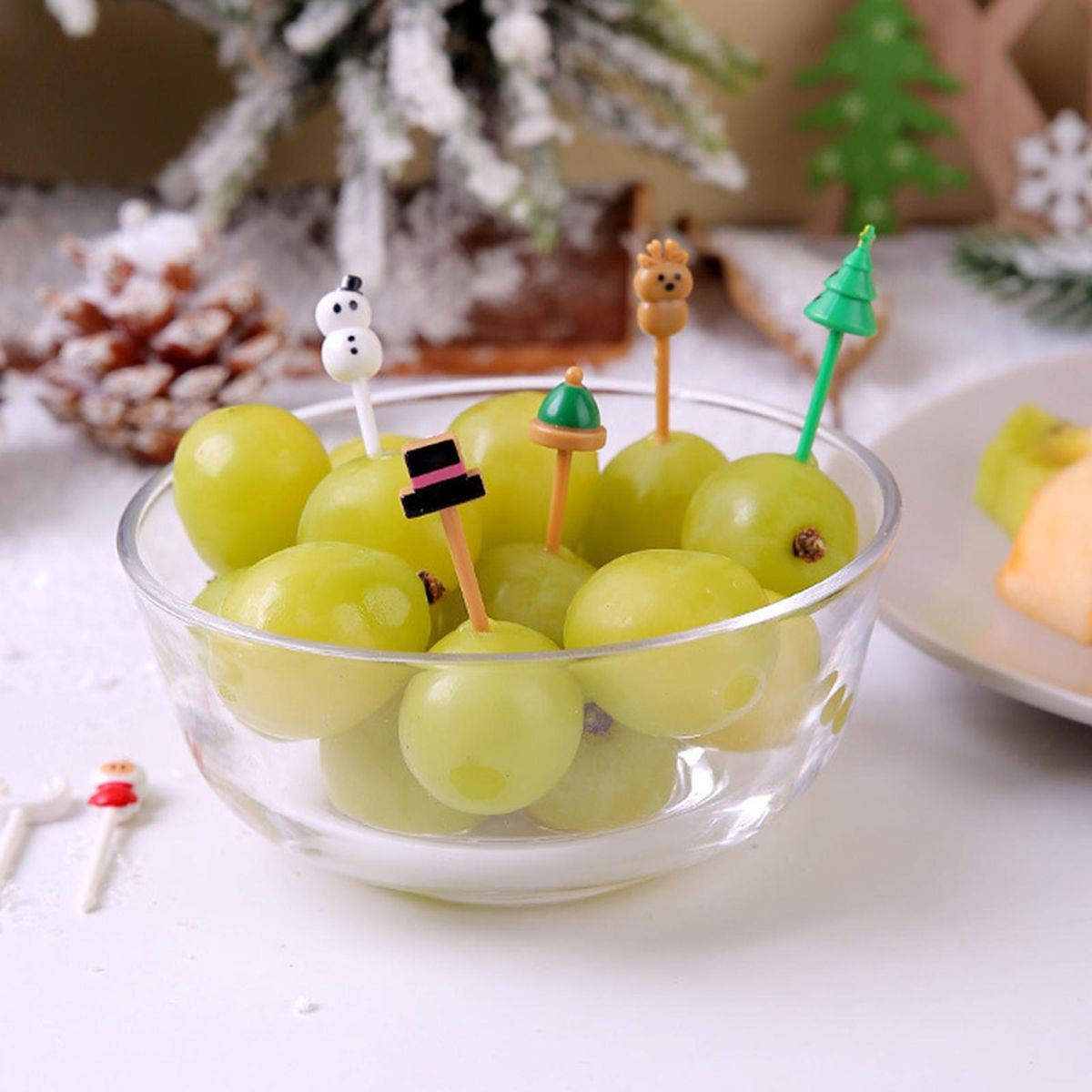 Kid-friendly Fruit Sign 8pcs Festive Fruit Picks for Christmas Mix Color