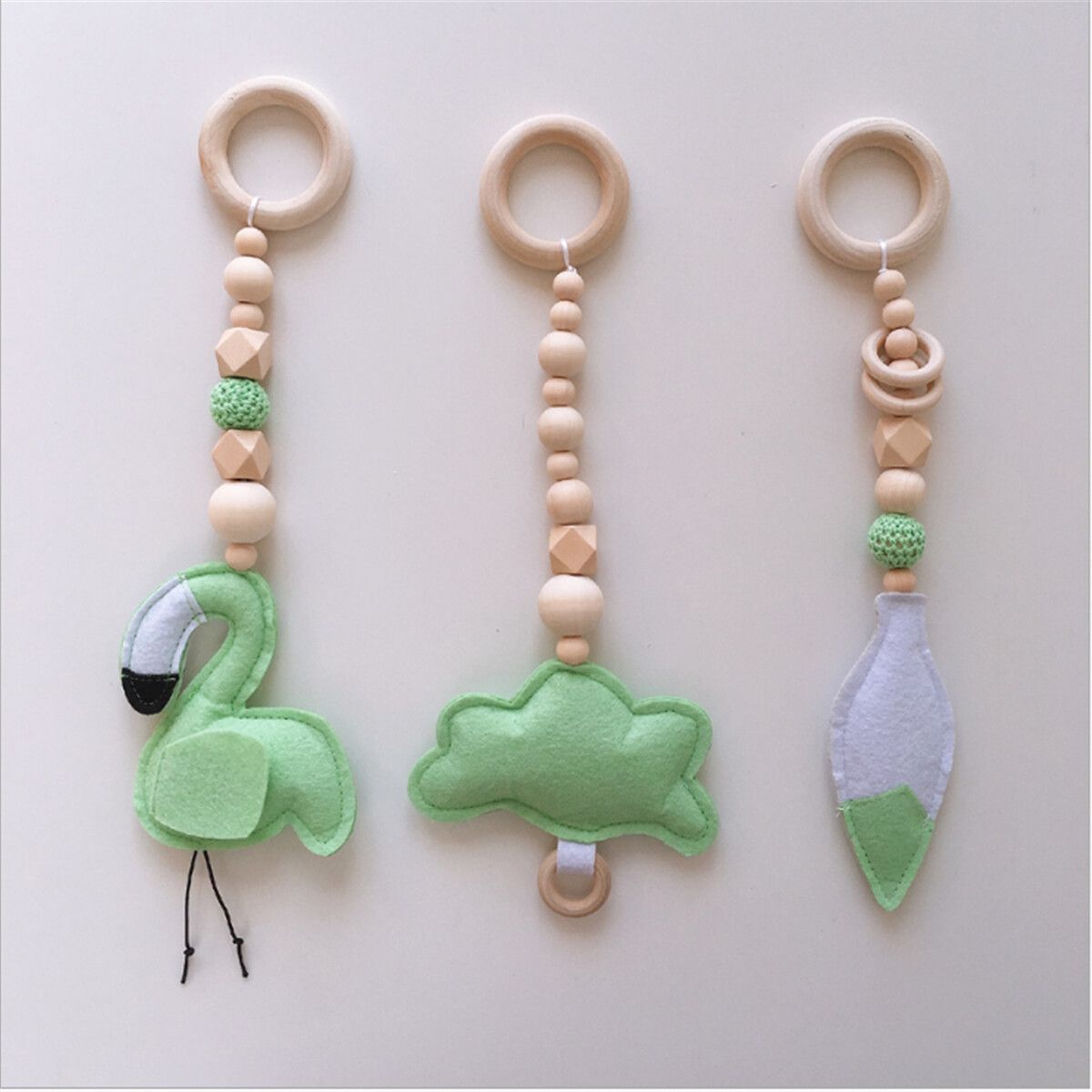 3Pcs Wooden Hanging Toys Play Stand Ornaments Nursery Fun Mobile Rack Activity Gym Gift For Baby Green